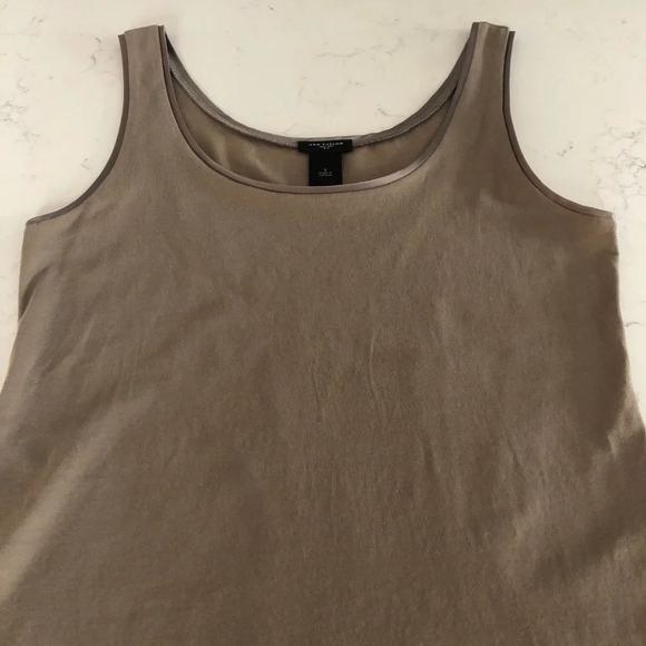 Ann Taylor Sleeveless Scoop Neck Cotton & Spandex Tank Top Neutral Tan Sz S NWOT - Picture 3 of 13